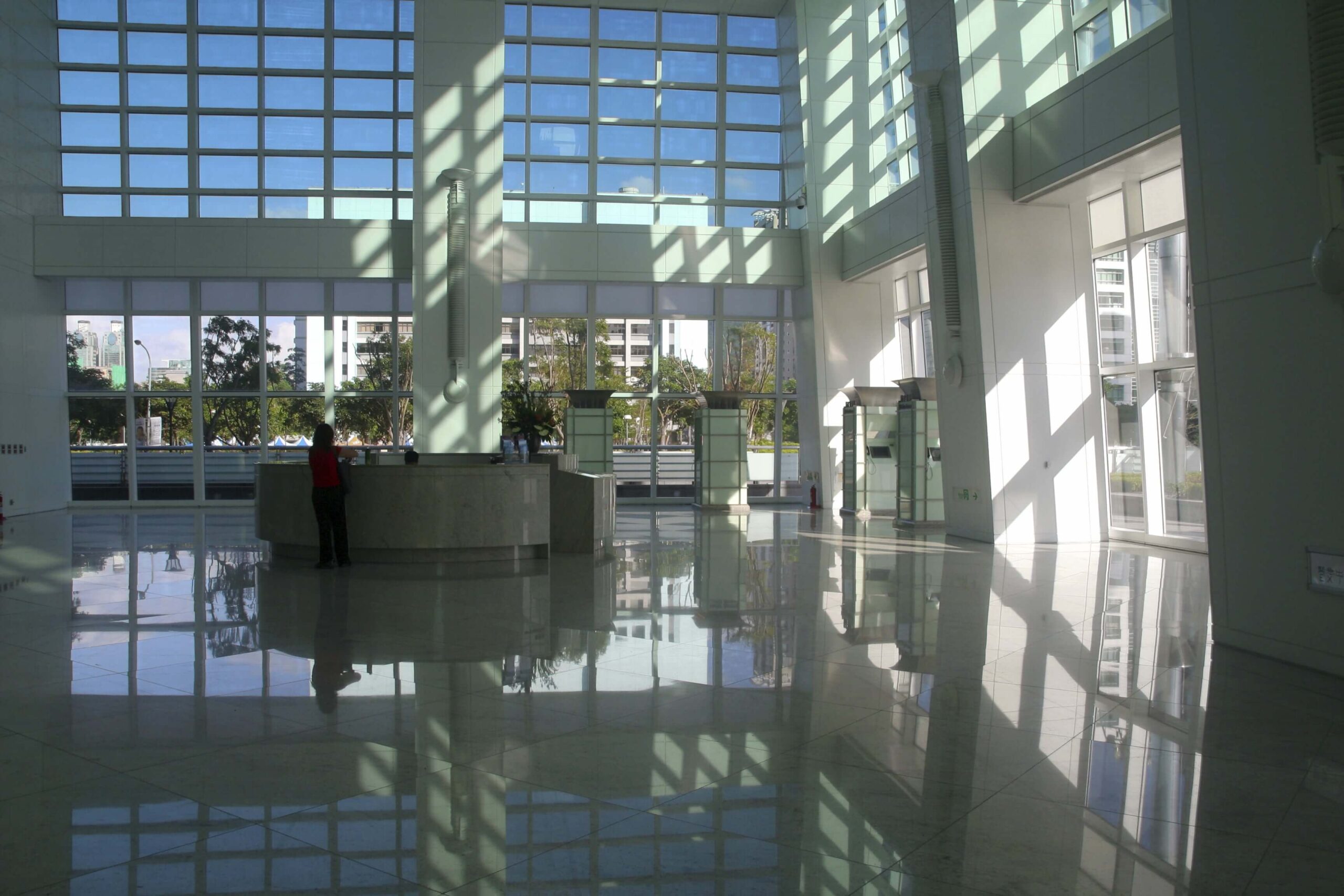 Anaheim office cleaning services for professional industries